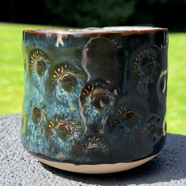 Peacock textured mug