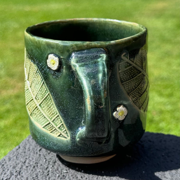 Leafy Green textured mug