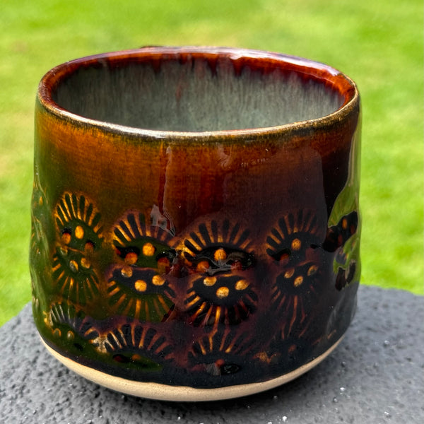 Chestnut textured mug