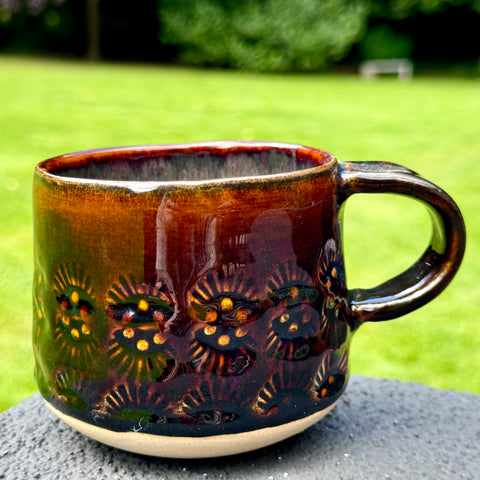 Chestnut textured mug