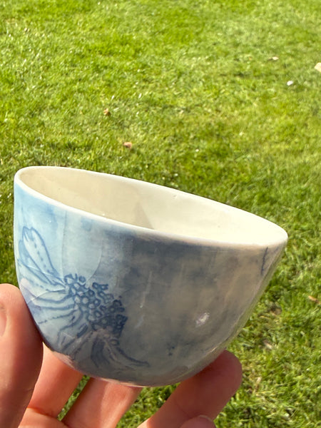 Blue porcelain small bowl (flower)