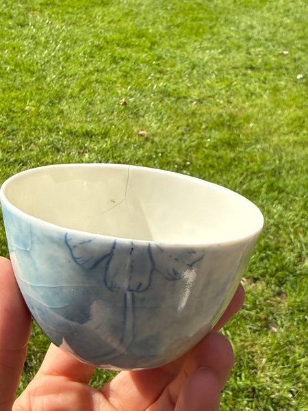 Blue porcelain small bowl (flower)