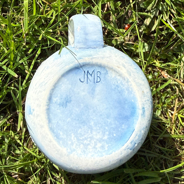 Blue porcelain small mug (slip trailed)
