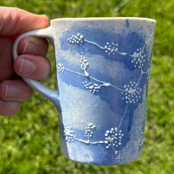 Blue porcelain mug (slip trailed) 2
