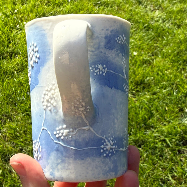 Blue porcelain mug (slip trailed) 2