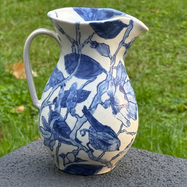 Blue porcelain jug (birds and magnolia)